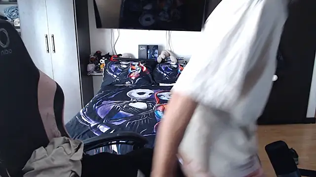 xIce Boy online show from 12/21/25, 02:08