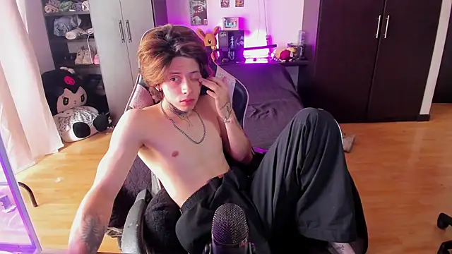 xIce Boy online show from 04/07/26, 05:37