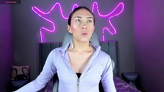 madison  rey online show from 11/22/25, 01:10