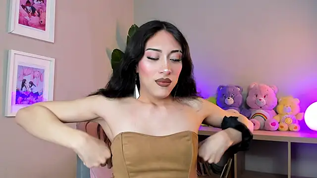 madison  rey online show from 11/25/25, 10:04