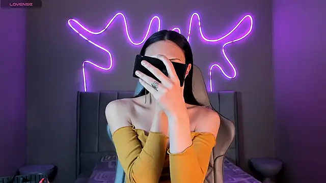 madison  rey online show from 12/03/25, 01:21