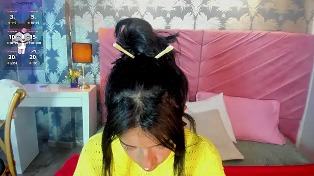 Karin Ks online show from 02/12/26, 02:44