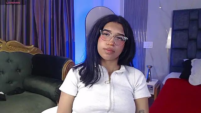 Karin Ks online show from 02/15/26, 08:41