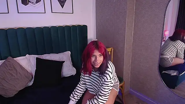 Snapshot of Karin_Ks chatting on 03/21/25, 06:16 Karin Ks online show from 03/21/25, 06:16