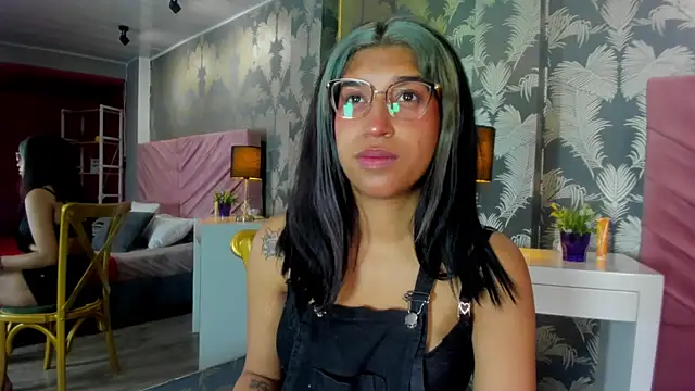 Karin Ks online show from 11/27/25, 07:58