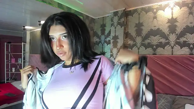 Karin Ks online show from 04/23/26, 03:02