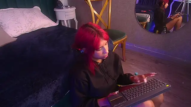 Snapshot of Karin_Ks chatting on 03/20/25, 09:48 Karin Ks online show from 03/20/25, 09:48