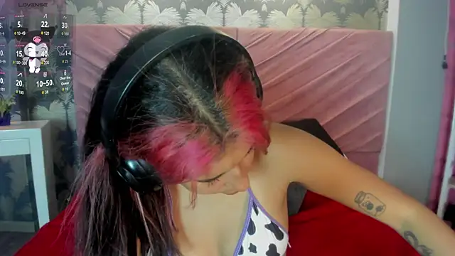 Karin Ks online show from 01/08/26, 03:12