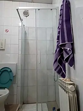 Snapshot of svenpfeifer chatting on 03/21/25, 08:29 svenpfeifer online show from 03/21/25, 08:29