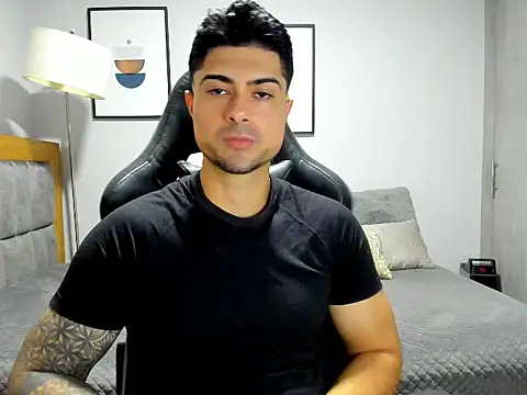 Snapshot of Dante_Storm chatting on 11/10/25, 02:55 Dante Storm online show from 11/10/25, 02:55