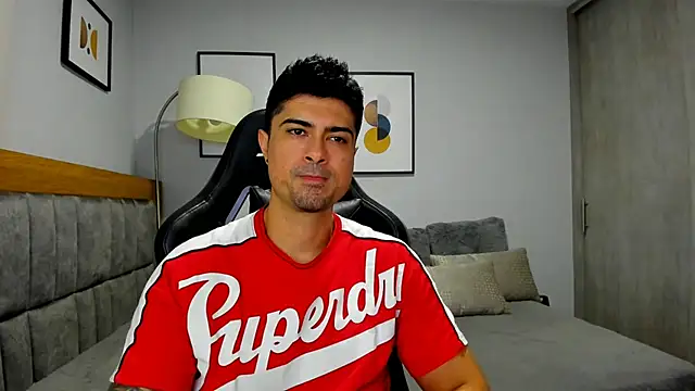 Snapshot of Dante_Storm chatting on 10/31/25, 01:46 Dante Storm online show from 10/31/25, 01:46