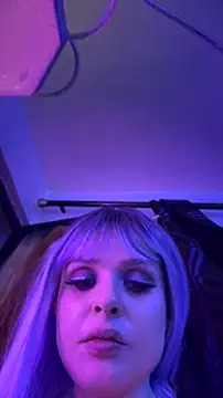 LoganPeny online show from 11/21/25, 05:28