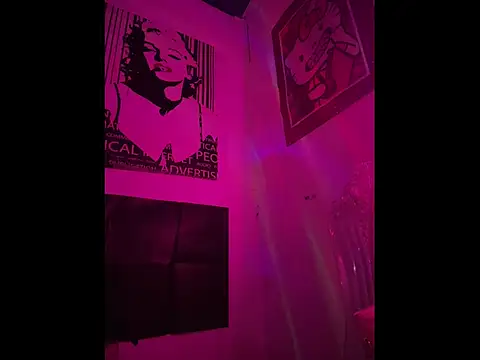 LoganPeny online show from 03/31/26, 04:47