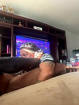 Snapshot of Foxdaguy chatting on 11/13/25, 08:57 Foxdaguy online show from 11/13/25, 08:57