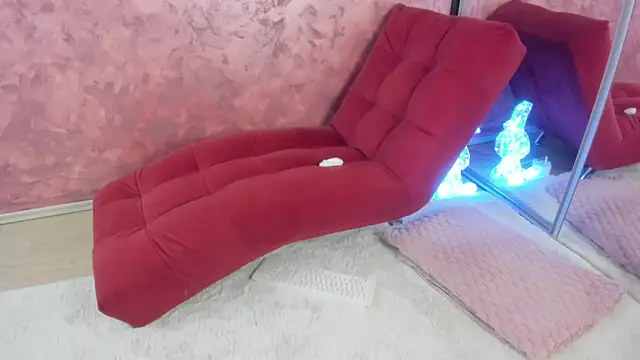 Snapshot of LesyaTouch chatting on 02/19/26, 12:02 LesyaTouch online show from 02/19/26, 12:02