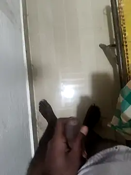 Snapshot of PolarFriend0 chatting on 02/16/26, 09:56 PolarFriend0 online show from 02/16/26, 09:56