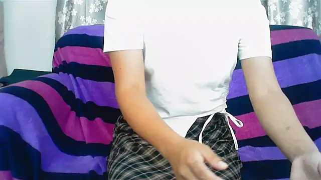 Snapshot of LAYLA_600 chatting on 11/13/25, 09:46 LAYLA 600 online show from 11/13/25, 09:46