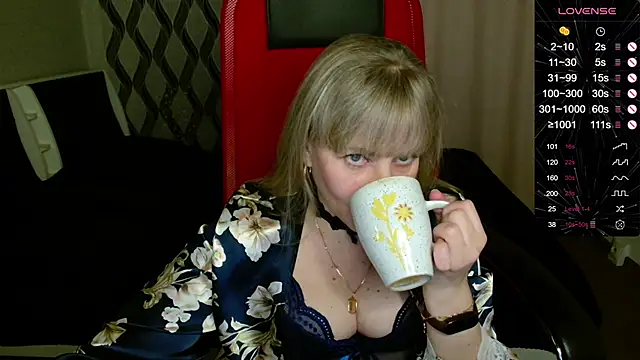 Snapshot of ganet469 chatting on 11/21/25, 07:46 ganet469 online show from 11/21/25, 07:46