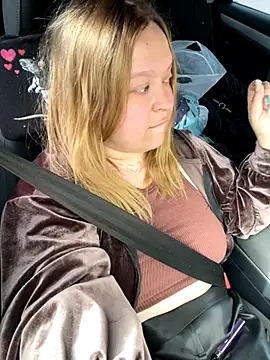 Snapshot of IMHORNYWET chatting on 09/12/25, 10:04 IMHORNYWET online show from 09/12/25, 10:04