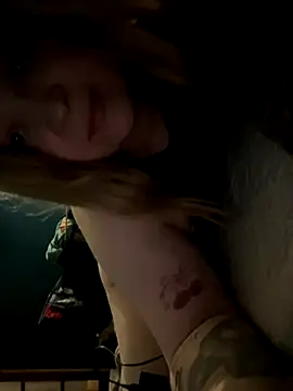 Snapshot of IMHORNYWET chatting on 09/28/25, 02:35 IMHORNYWET online show from 09/28/25, 02:35