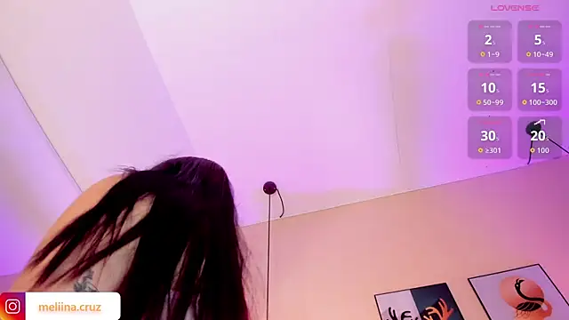 Snapshot of MelinaCruz chatting on 05/19/26, 10:28 MelinaCruz online show from 05/19/26, 10:28