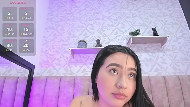 MelinaCruz online show from 10/30/25, 04:11