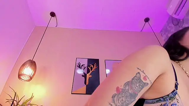 MelinaCruz online show from 01/12/26, 07:42