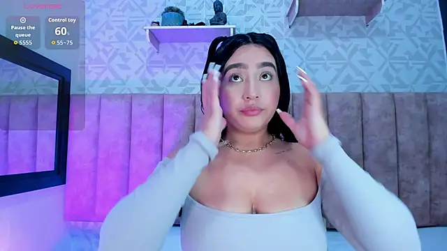 MelinaCruz online show from 10/09/25, 04:35