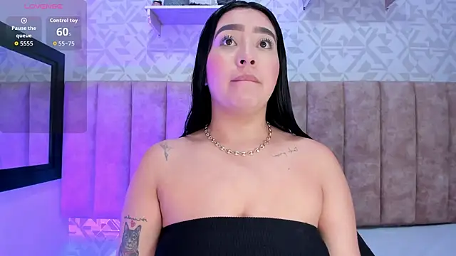 MelinaCruz online show from 10/08/25, 04:03