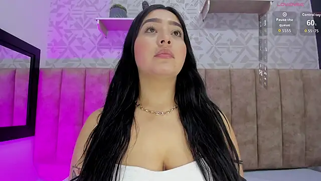 MelinaCruz online show from 12/16/25, 03:55