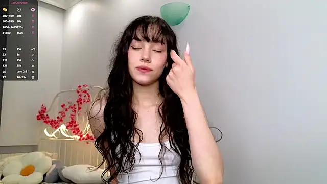 Snapshot of glamourr chatting on 11/30/25, 08:48 glamourr online show from 11/30/25, 08:48