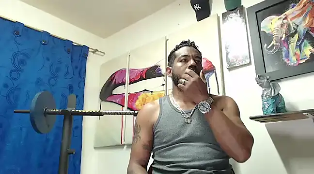 Snapshot of BladeFoxxx1 chatting on 03/19/25, 02:37 BladeFoxxx1 online show from 03/19/25, 02:37