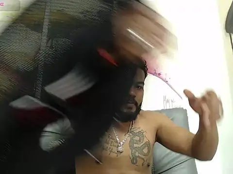 BladeFoxxx1 online show from 10/26/25, 01:39