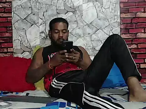 BladeFoxxx1 online show from 03/06/26, 01:00