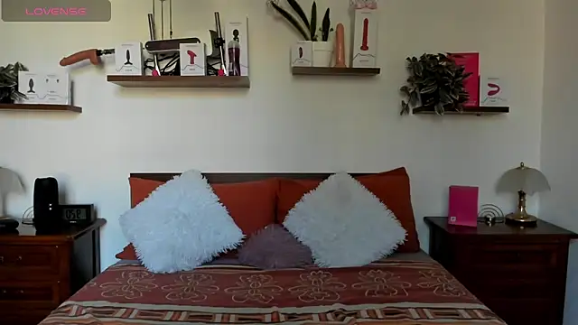 HaleyReedme online show from 09/30/25, 07:25