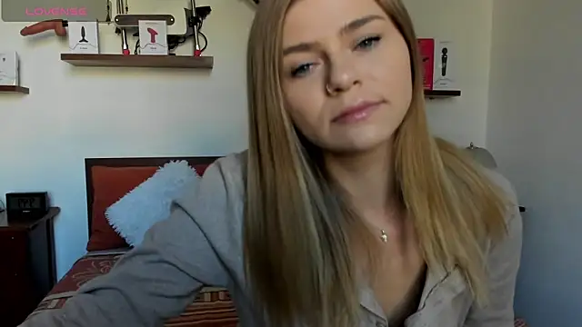 HaleyReedme online show from 10/03/25, 07:54
