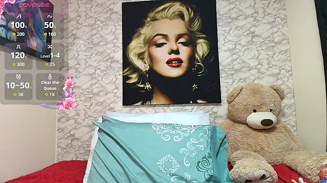 nataliaesmith 24 online show from 10/14/25, 06:08