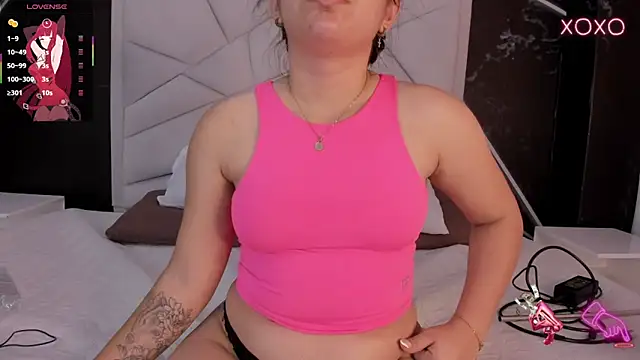 JulietSofia online show from 04/13/26, 08:24