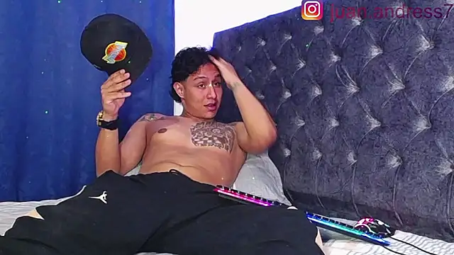 Stone grey1  online show from 11/25/25, 03:51