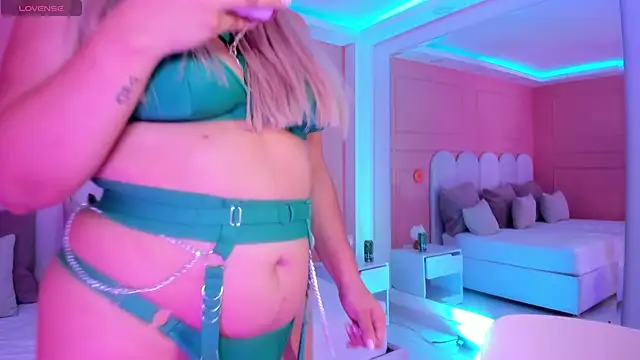 eva sainnt online show from 03/01/26, 03:06