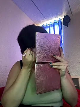 Snapshot of Mistress_Niky_ chatting on 11/30/25, 06:09 Mistress Niky online show from 11/30/25, 06:09