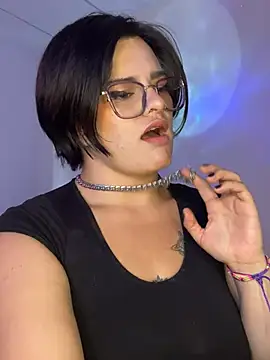 Snapshot of Mistress_Niky_ chatting on 03/16/26, 05:48 Mistress Niky online show from 03/16/26, 05:48