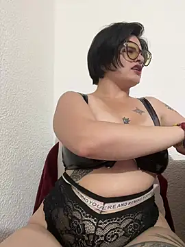 Snapshot of Mistress_Niky_ chatting on 02/09/26, 11:03 Mistress Niky online show from 02/09/26, 11:03