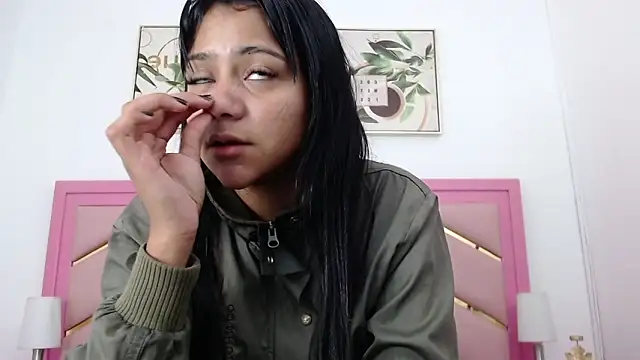 Snapshot of Zaira_Angel chatting on 03/14/25, 05:24 Zaira Angel online show from 03/14/25, 05:24