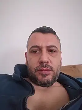 yourflowerpink online show from 11/30/25, 09:32