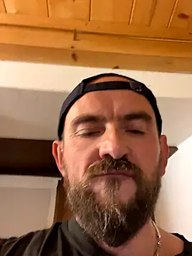 Rimmingtop online show from 10/31/25, 01:19