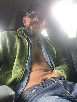 Snapshot of Rimmingtop chatting on 05/17/26, 12:27 Rimmingtop online show from 05/17/26, 12:27