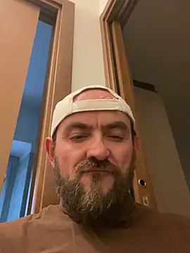 Snapshot of Rimmingtop chatting on 01/18/26, 01:36 Rimmingtop online show from 01/18/26, 01:36