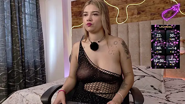 natasha  black online show from 02/20/26, 07:27