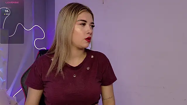 natasha  black online show from 02/09/26, 07:34